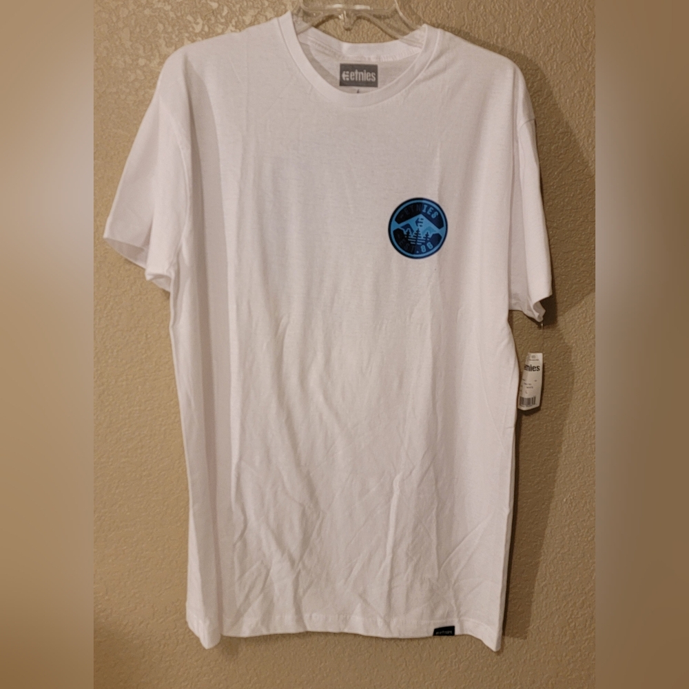 Men's Etnies 3 Pines Logo  WHITE T-Shirt with Blue Etnies Logo